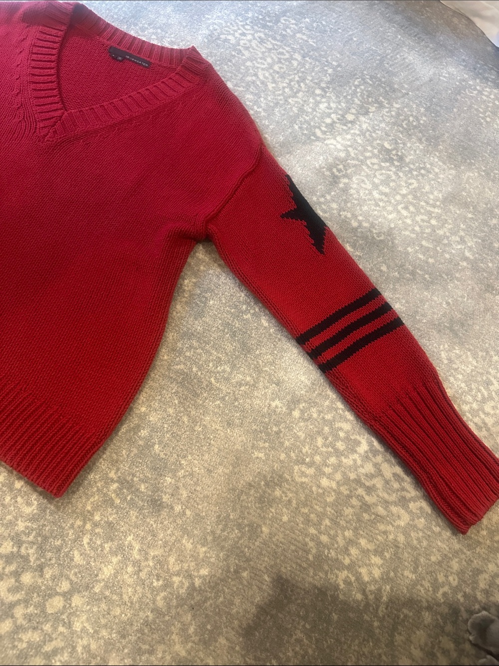 360 COTTON HEAVY V NECK SWEATER  WOMANS SIZE S